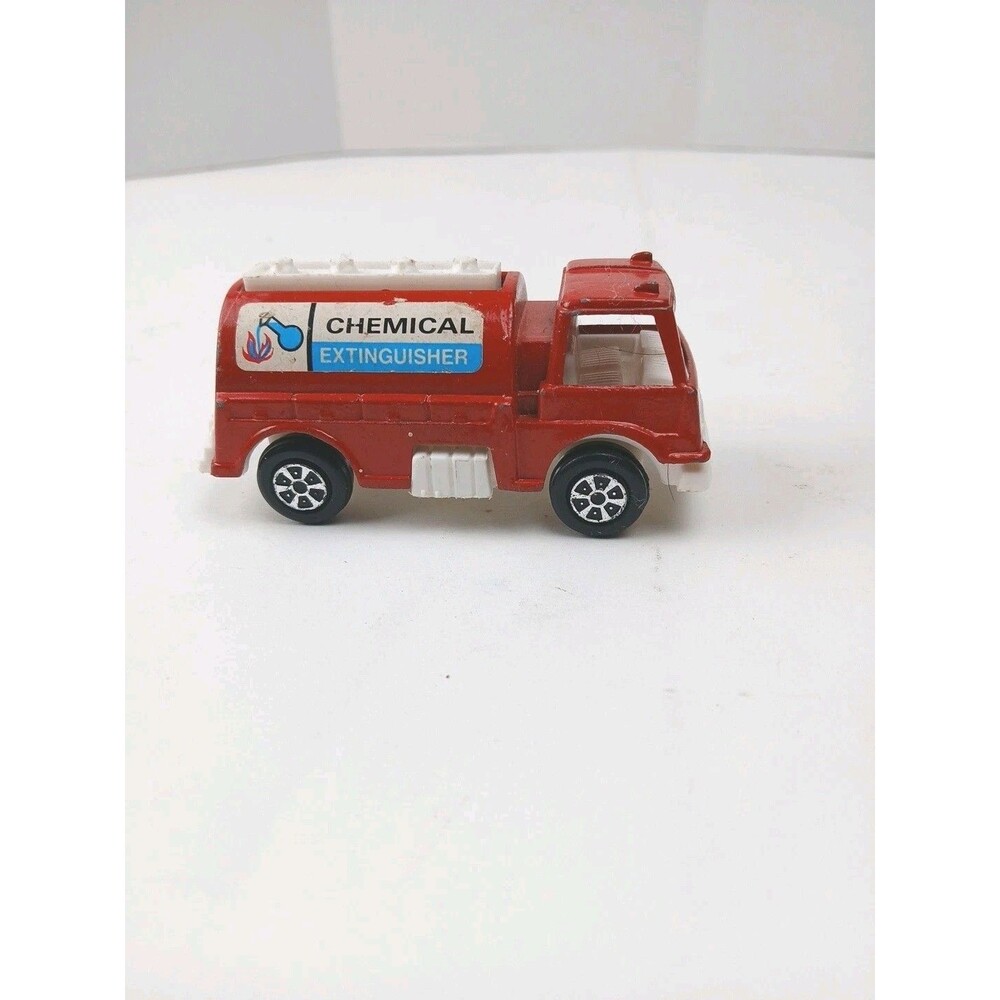 Vintage 1970 Tootsie Toy Chemical Extinguisher Truck Red Metal & Plastic